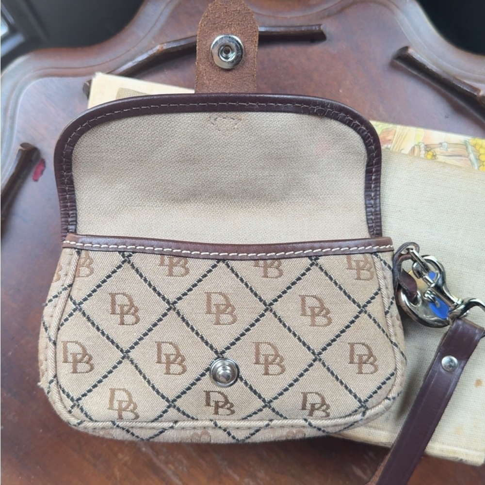 Beige and Brown Monogram Small Wallet - Picture 2 of 4